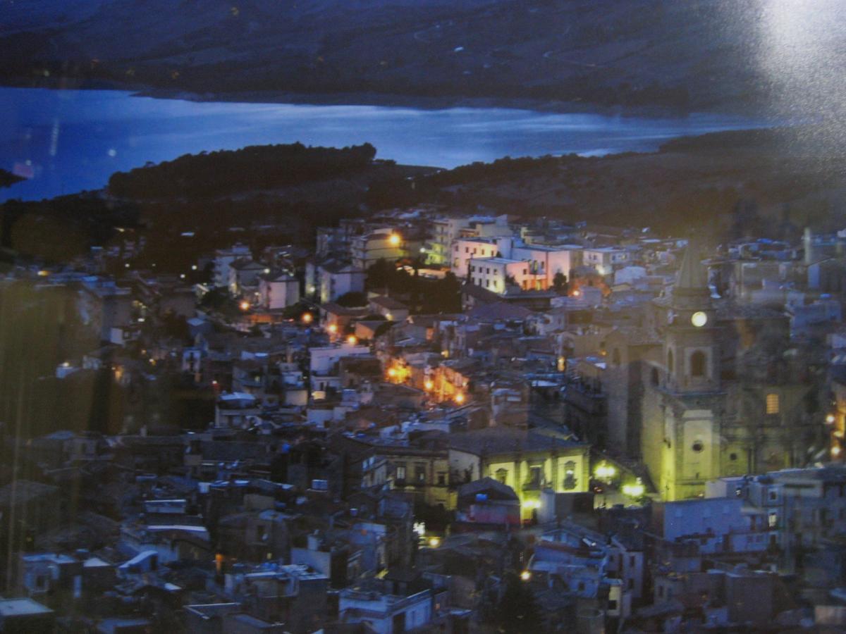 Oasi Del Lago Regalbuto 外观 照片
